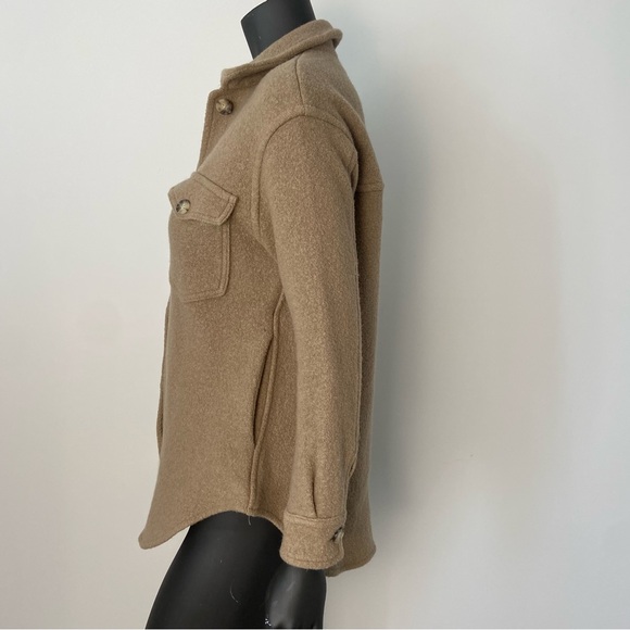 The Ganna Wilfred free tan merino wool shacket - Picture 5 of 6